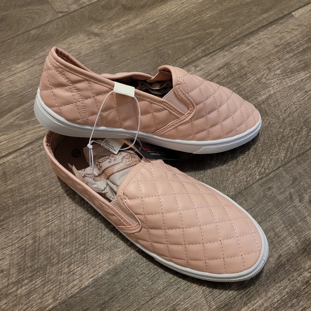Blush Quilted Shoes sizes 6 7 8 9 10 - Picture 2 of 9